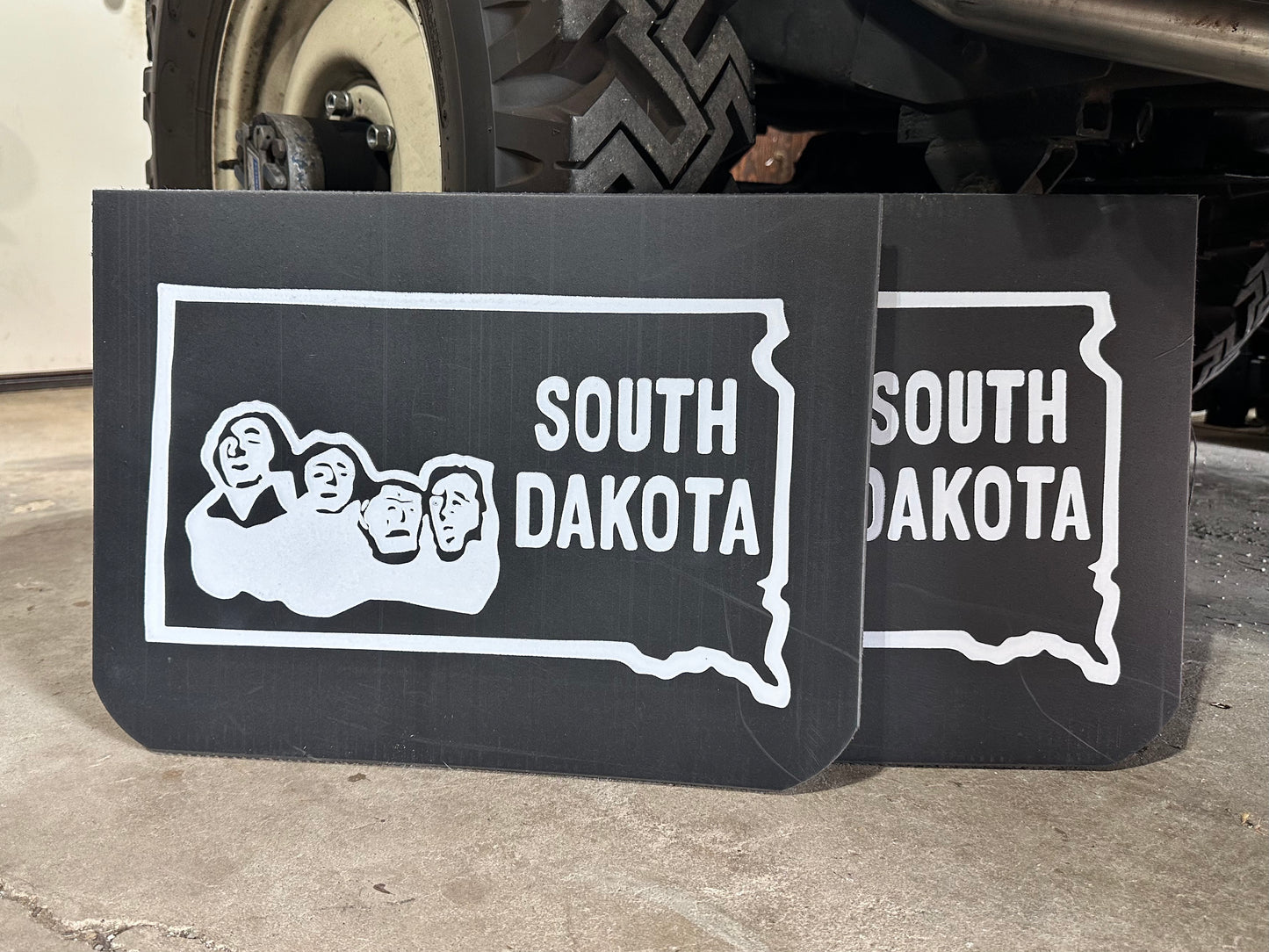 Retro South Dakota state wide mudflaps