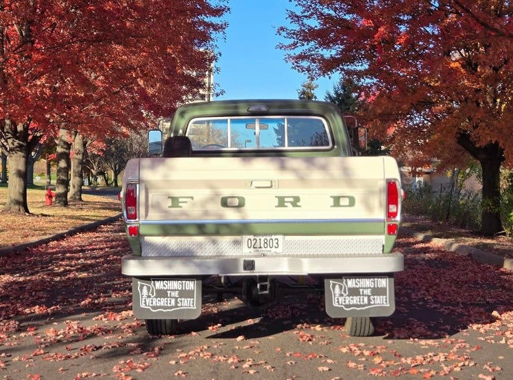 Classic Ford with Evergreen State Washington mudflaps