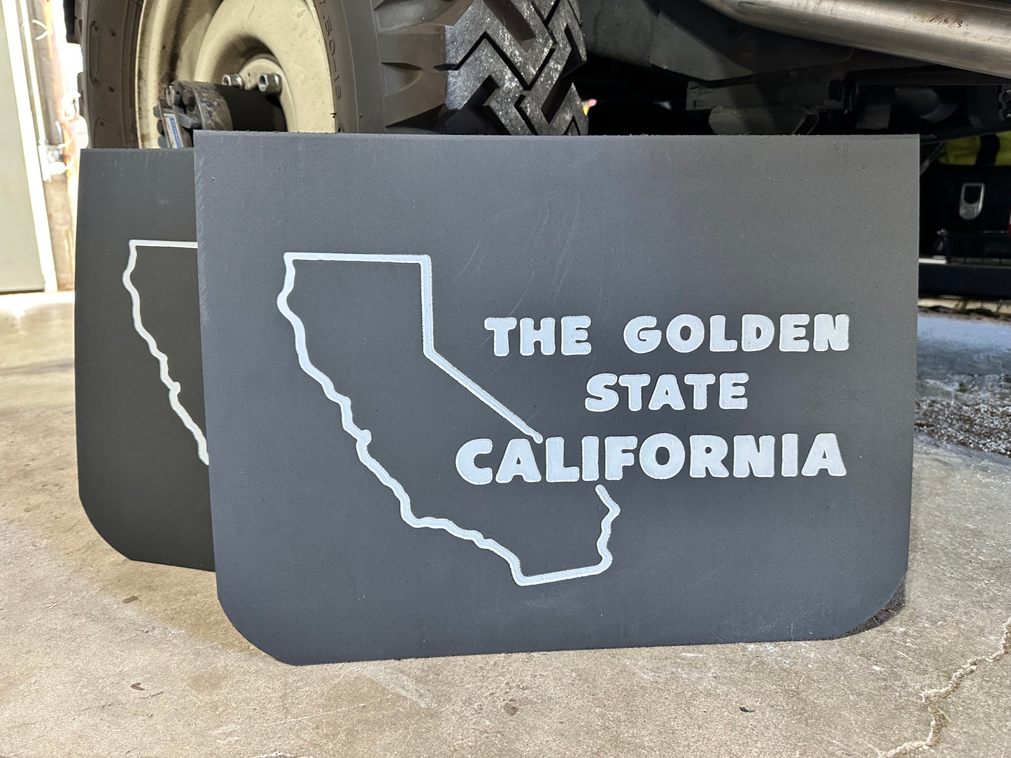 California Golden State retro wide mudflaps
