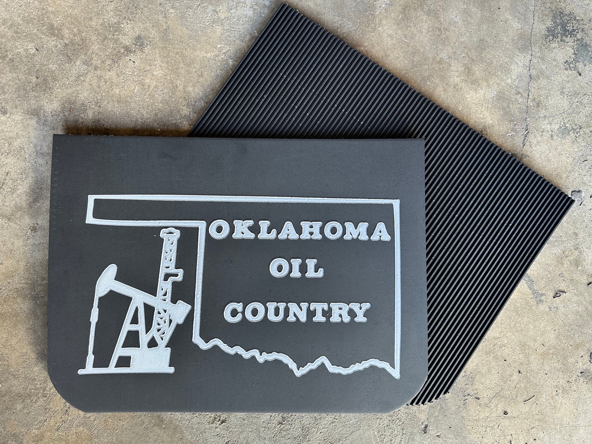 Reverse side of Oklahoma Oil Country retro wide mudflaps